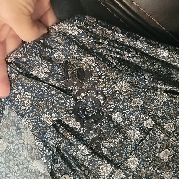 Button down tunic dress - Picture 2 of 3